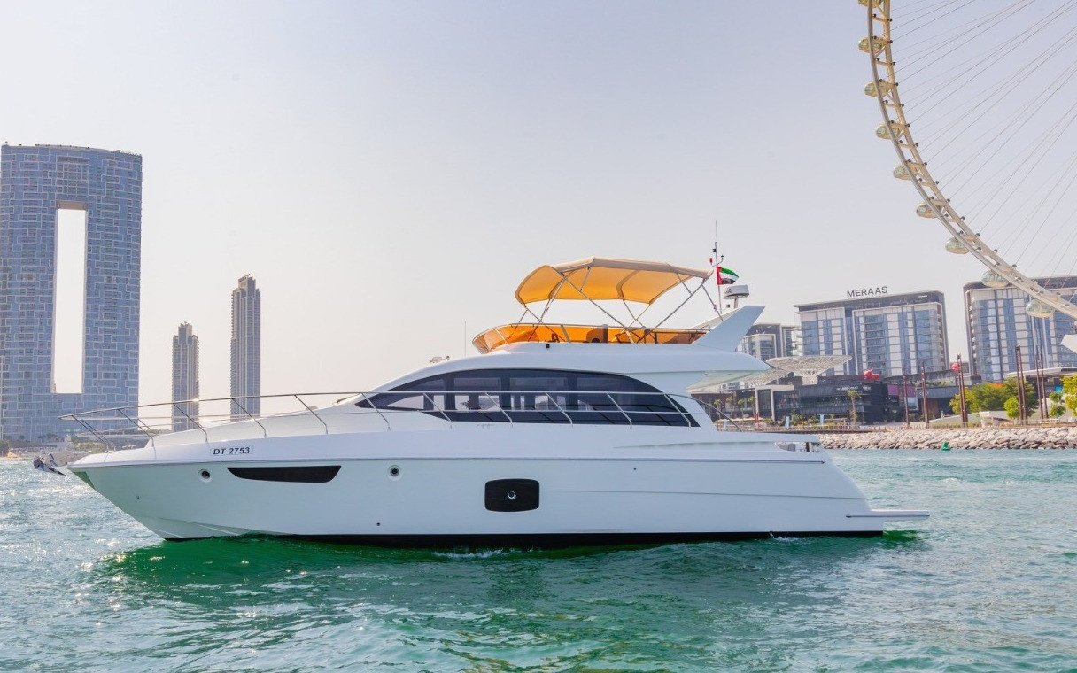 Sky Walker Ace, 52 ft