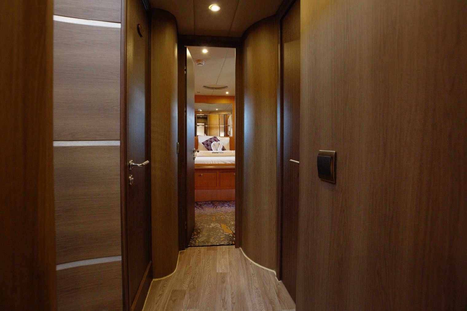 Numarine Veronika, photo 15