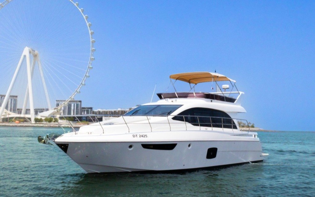 Sky Walker Art, 52 ft