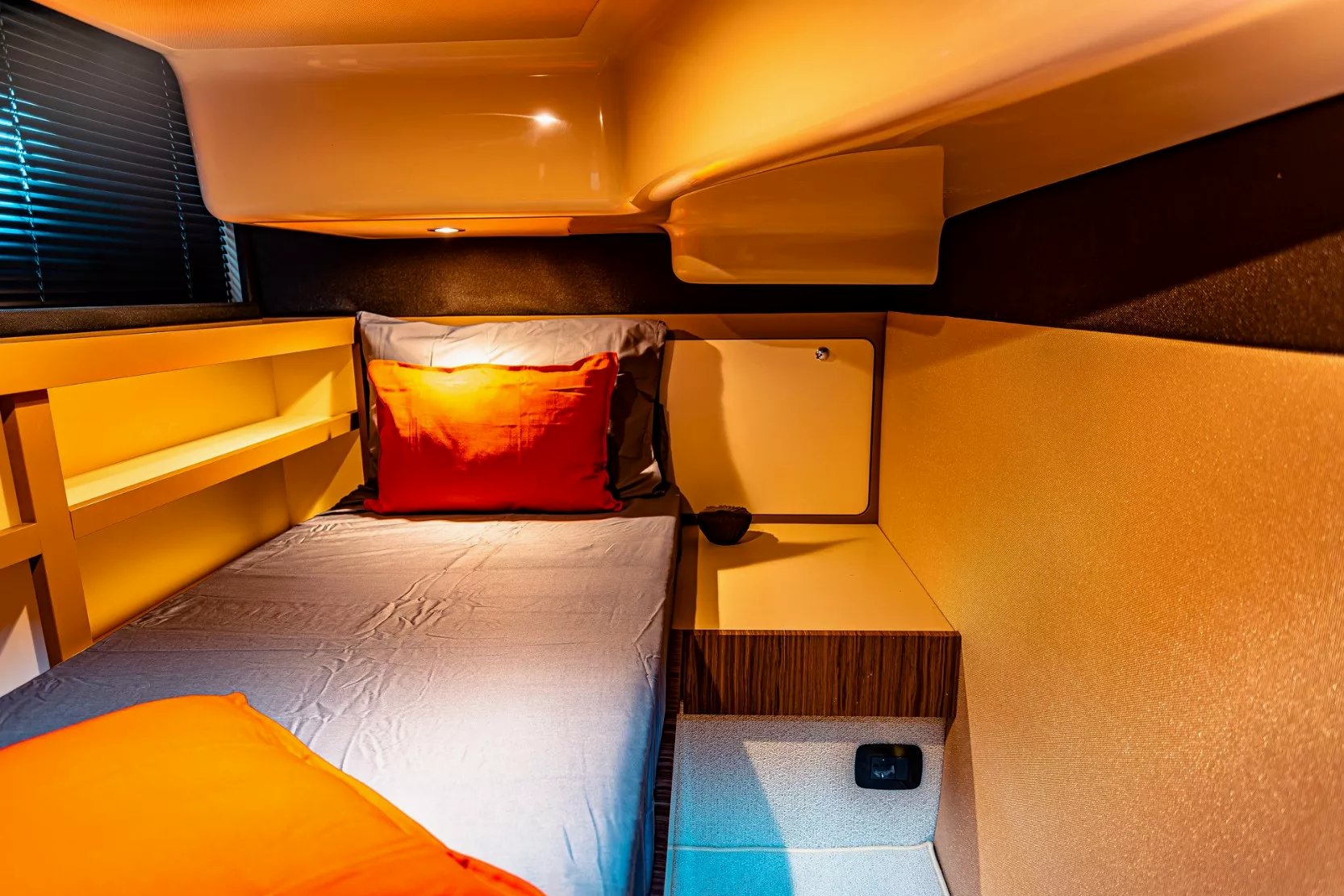Azimut Magellano 43 ft, photo 10