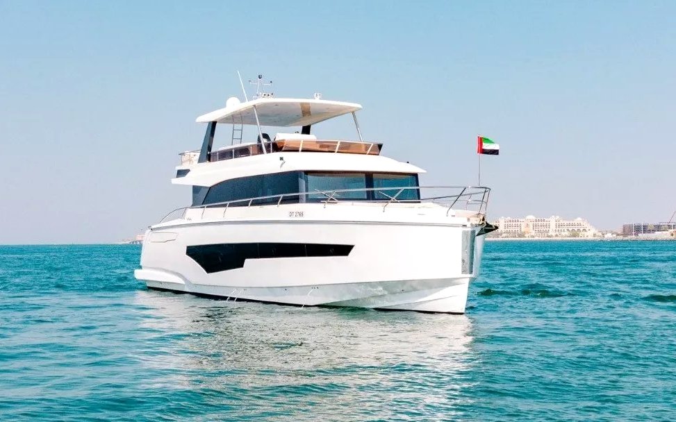 Sky Walker Maka, 62 ft